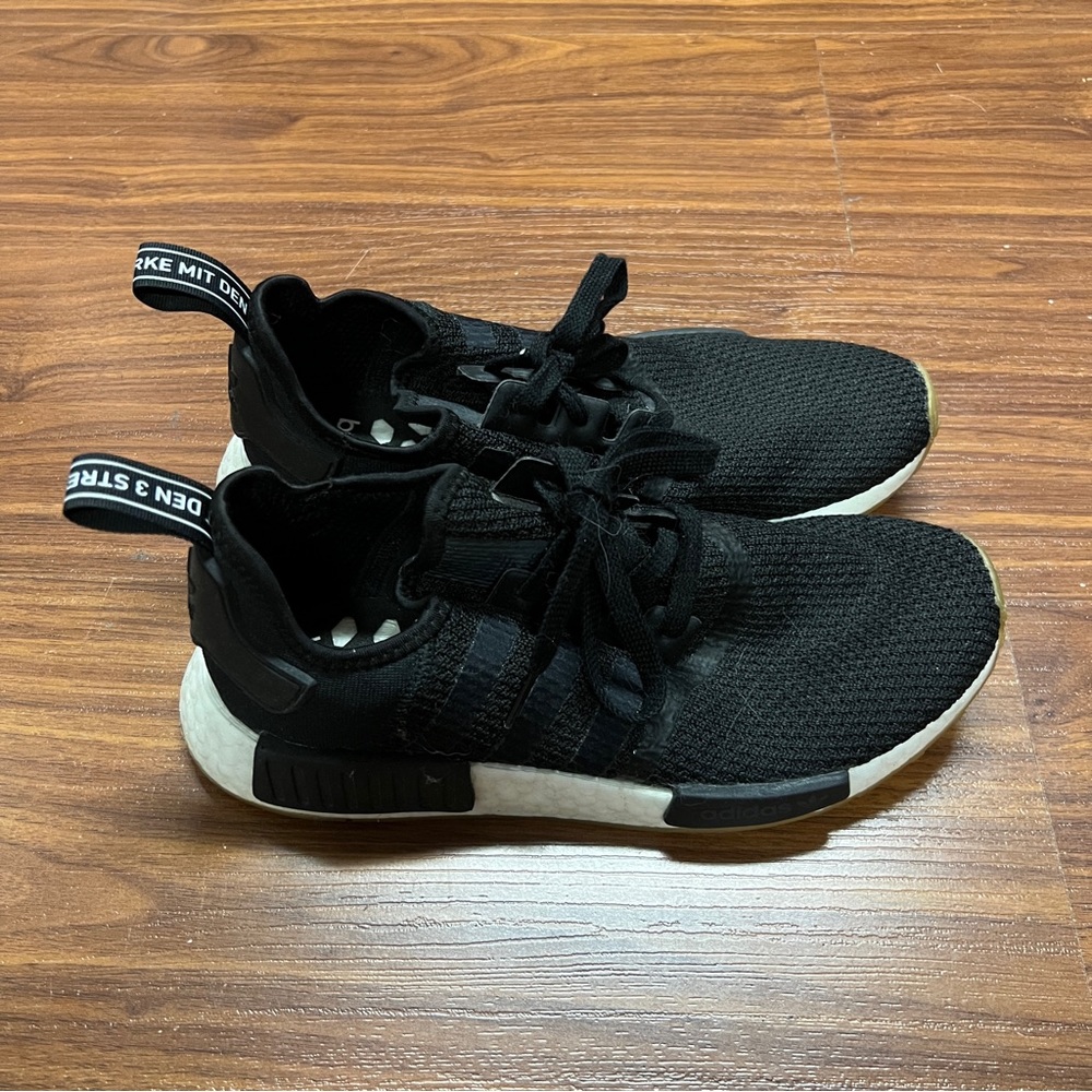 Adidas NMD R1 Size 7.5